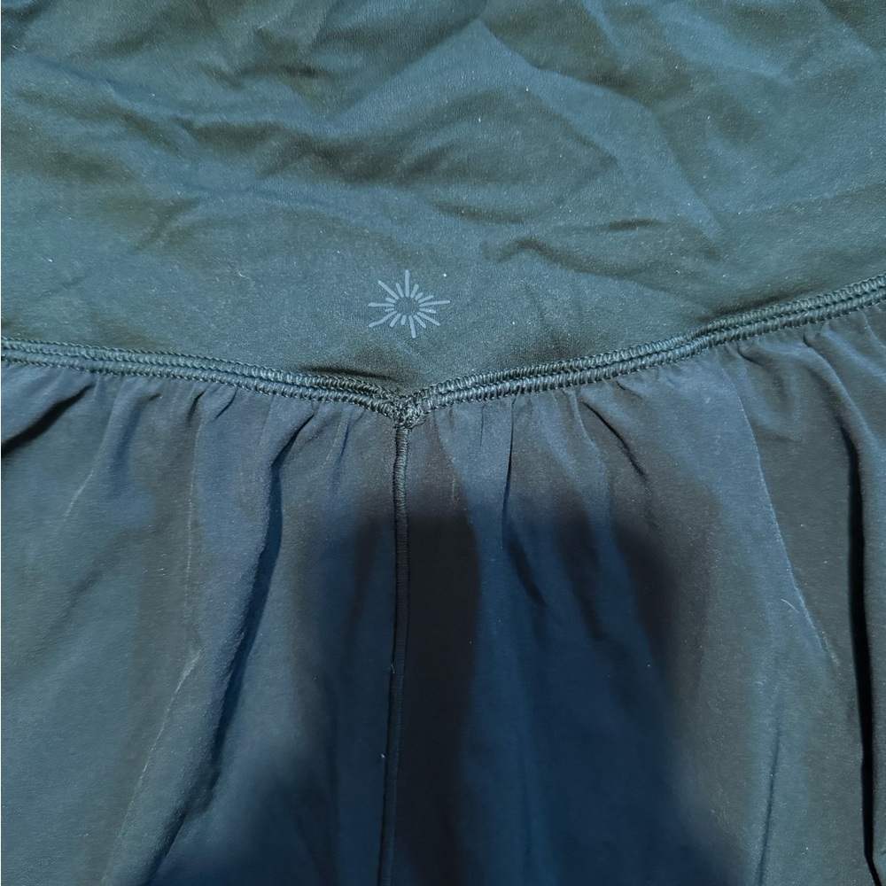 OFFLINE by Aerie Real Me Crossover Flowy Short - Picture 3 of 5